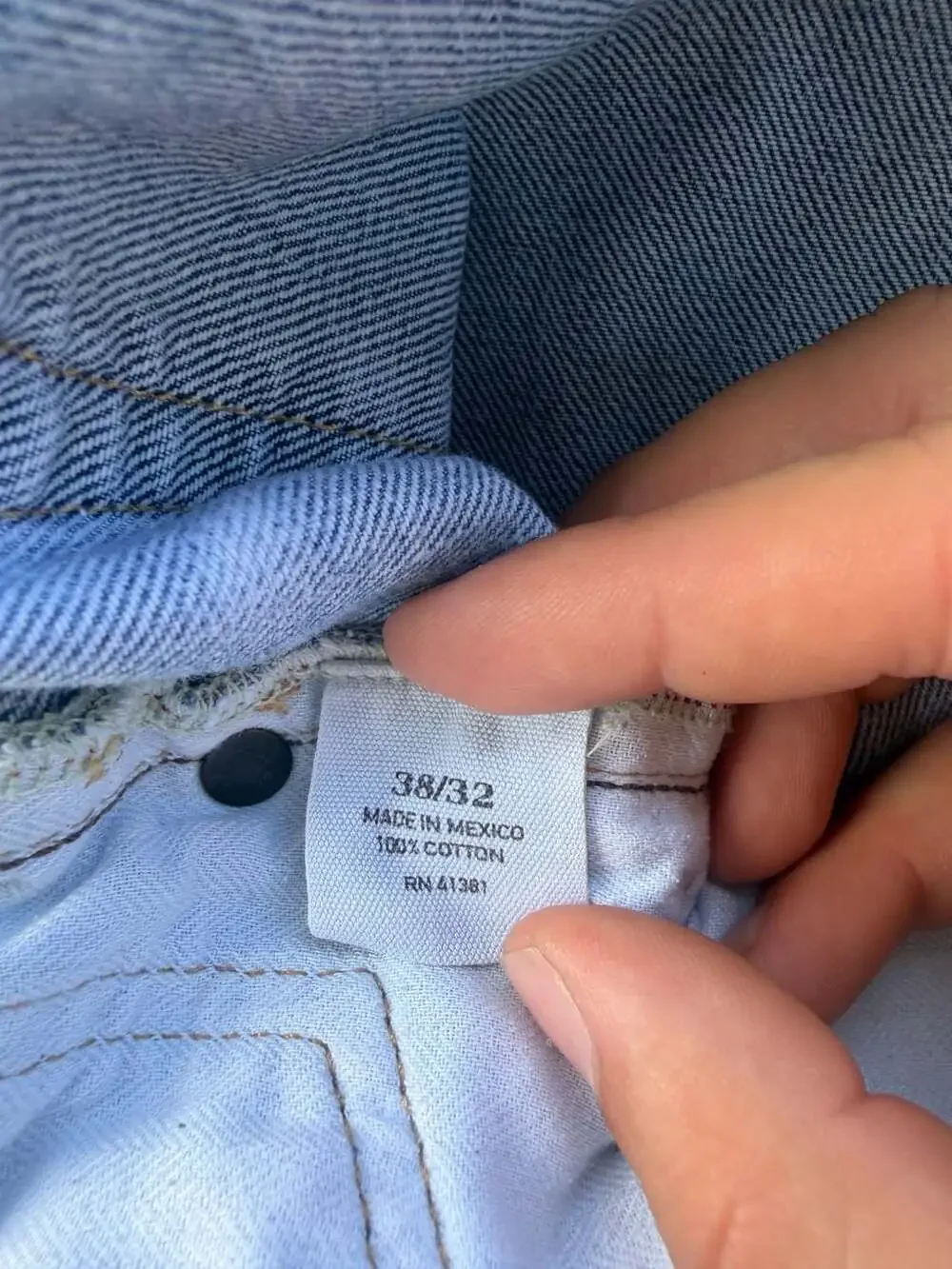 Polo Ralph Lauren Distressed Light Wash Denim Jeans Men’s 38x32